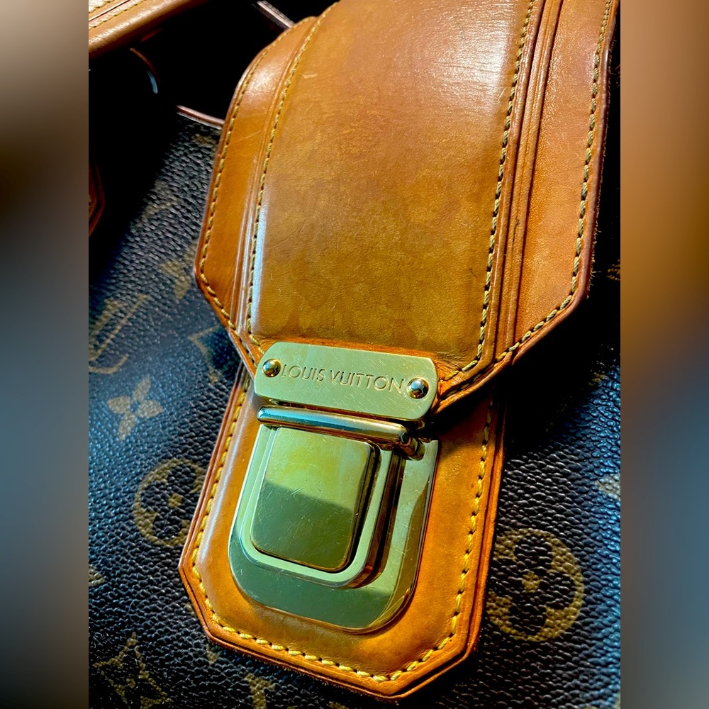 Louis Vuitton Monogram Griet Handbag
